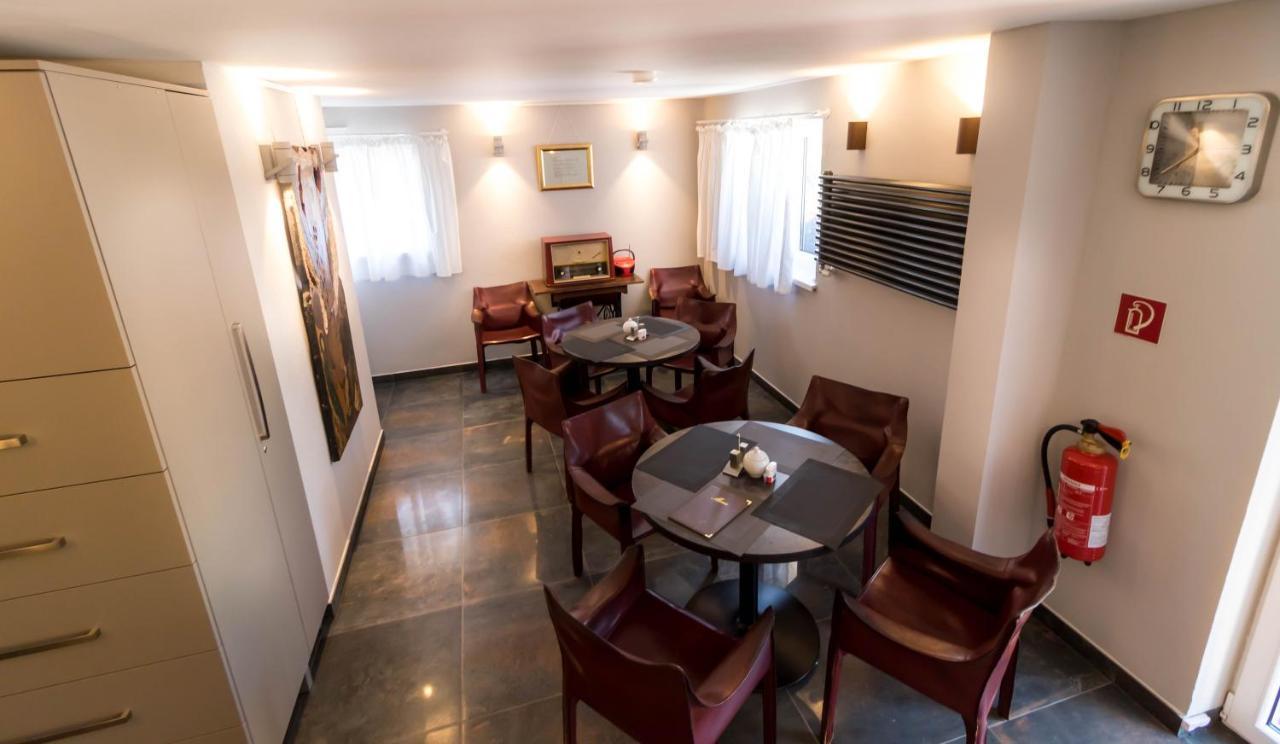 Bnb Comfort Guesthouse Olten - Lostorf Exteriér fotografie